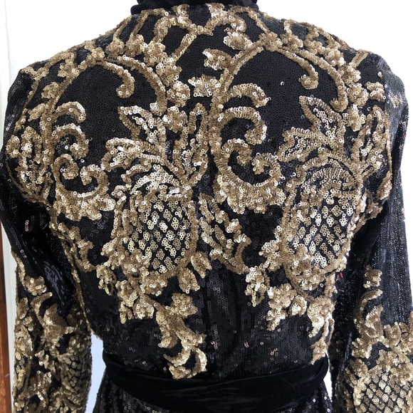Nidodileda brand sparkle gold and black dress velvet tie at the neck and waist - Picture 9 of 11